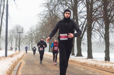9 Şubat 2019 Minsk Belarus Koşusu 14 Şubat 'ta Qahanna' ya adanmıştır.
