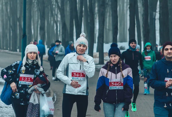 Febrero 9, 2019 Minsk Bielorrusia Run dedicada al 14 de febrero Para el Qahanna — Foto de Stock