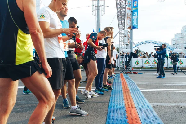 Septiembre 15, 2018 Minsk Bielorrusia Media Maratón Minsk 2019 Correr en la ciudad —  Fotos de Stock