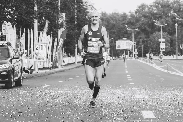 Setembro 9, 2018 Minsk Belarus Meia Maratona Minsk 2018 Correndo na cidade — Fotografia de Stock