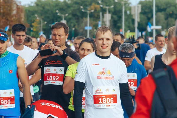 Setembro 15, 2018 Minsk Belarus Meia Maratona Minsk 2019 Correndo na cidade — Fotografia de Stock