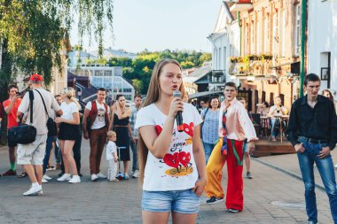 4 Ağustos 2018 Minsk Belarus Caddesi Şenlikleri