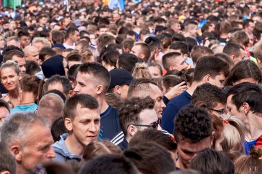 15 Eylül 2019 'da Minsk Belarus maraton başlamadan önce meydanda büyük bir kalabalık toplandı.