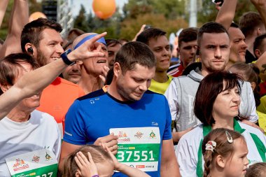 15 Eylül 2019 Minsk Belarus Mutlu sporcular.