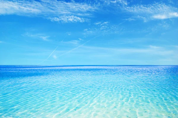 Hermoso Cielo Mar Azul —  Fotos de Stock