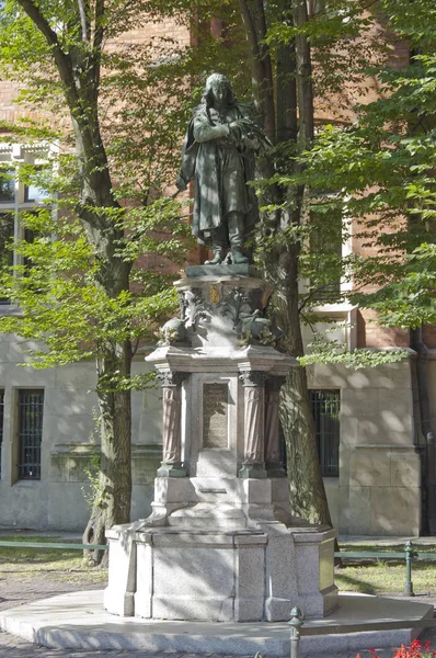 Monumento Nicolaus Copernicus Parque Planty Cracóvia — Fotografia de Stock