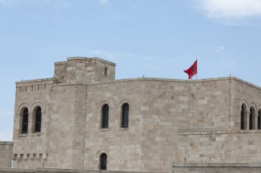 Bina, George Castriot (İskender Bey) - Kruja içinde Arnavutların Ulusal kahramanı