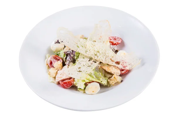 Salat Mit Hühnerfleisch Und Gemüse Auf Weißem Teller — Stockfoto
