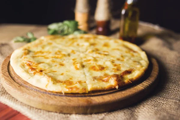 Hot Fresh Pizza Wit Cheese Basil Wooden Plate — Stock Photo, Image