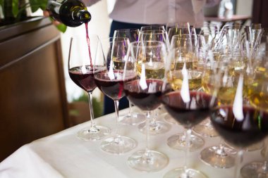 Garson dökme şarap