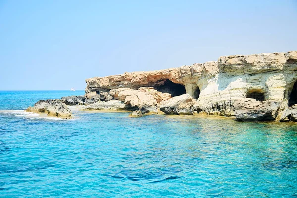 Kypr náklady na moře — Stock fotografie
