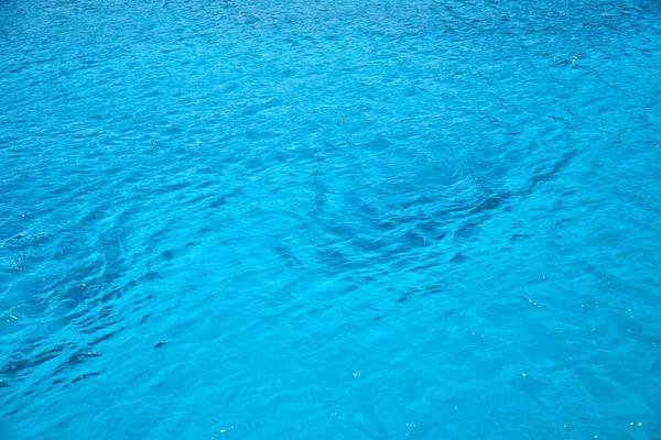 Agua azul del barco — Foto de Stock