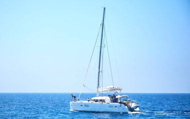 Denizde lüks tekne
