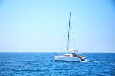 Denizde lüks tekne