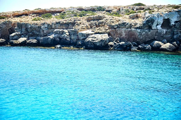 Cyprus zee kosten — Stockfoto