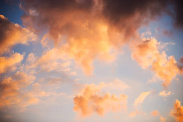 Céu Noite Bonito Com Nuvens Foto Tirada Livre — Fotografia de Stock