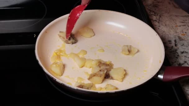 Stirring Cooking Pre Boiled Brown Skins Potatoes Frying Pan Male — Stock Video