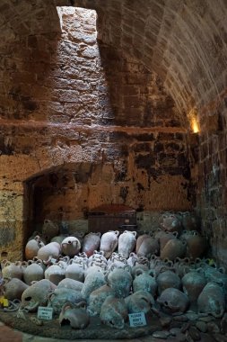 Heraklion, Yunanistan - Mayıs 2018 yaklaşık Amphoras eski kale müzesinde