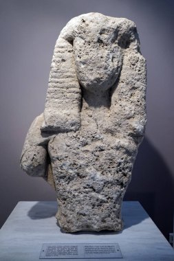 Heraklion, Yunanistan - Mayıs 2018 yaklaşık taş heykel Arhaeological Müzesi'nde