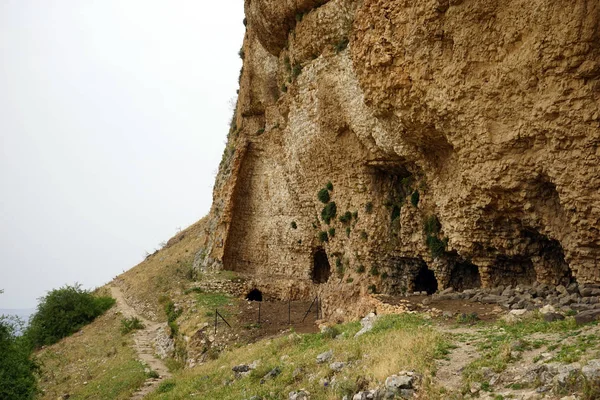 イスラエルのガリラヤにヤフォ洞窟近くの歩道 — ストック写真