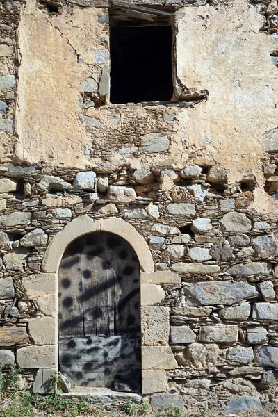 Porta Janela Velha Casa Arruinada Ilha Krete Grécia — Fotografia de Stock