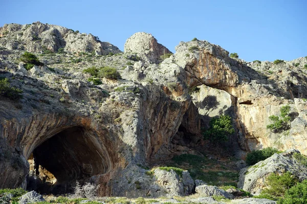 ギリシャ クレタ島の南海岸の島の自然な橋 — ストック写真
