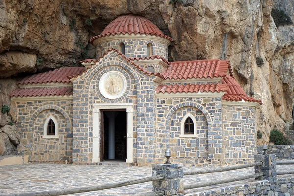 希腊克里特岛 Kotsifou 峡谷的阿基欧斯尼可拉斯教堂 — 图库照片