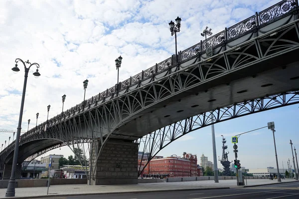 Moskau Russland Juli 2018 Brücke Der Nähe Der Erlöserkathedrale — Stockfoto