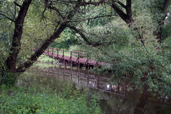 Pont Bois Près Rivière Yauza Moscou — Photo