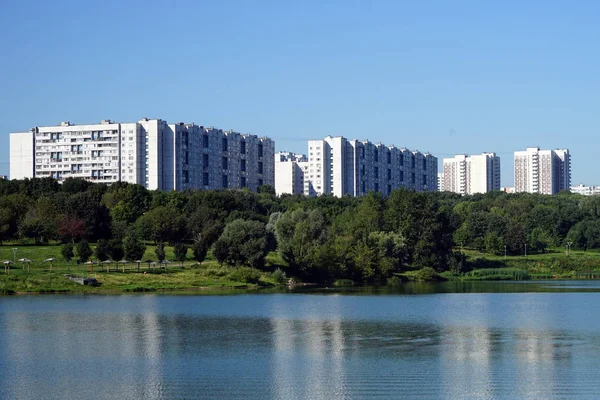 Edificios de apartamentos — Foto de Stock