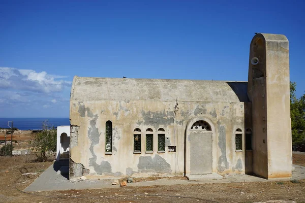 北塞浦路斯萨达扎姆科伊的老希腊教堂 — 图库照片