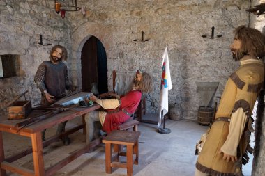 Girne, Kuzey Kıbrıs'ta - Ekim bebek Saint Hilarion Kalesi'nin mutfakta yaklaşık