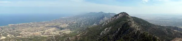 北塞浦路斯的基里尼亚山脉 — 图库照片