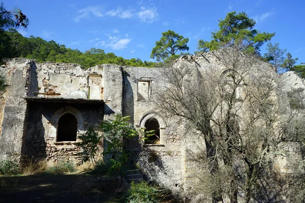 Kuzey Kıbrıs Taki Ermeni Manastırı Kalıntıları — Stok fotoğraf