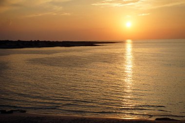 Günbatımı üzerinde coast Kuzey Kıbrıs Dipkarpas yakın