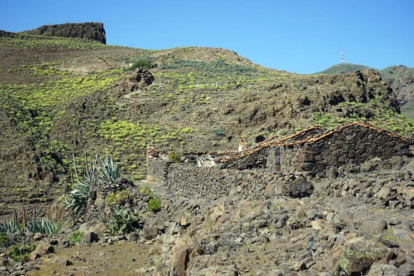 西班牙拉戈梅拉岛上被毁的房子 — 图库照片