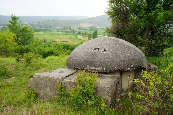 Stary opuszczony bunkier — Zdjęcie stockowe