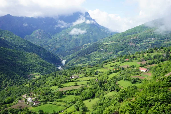 Curraj vilage en Albania —  Fotos de Stock