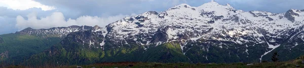 Panorama of mountain — Stock Photo, Image