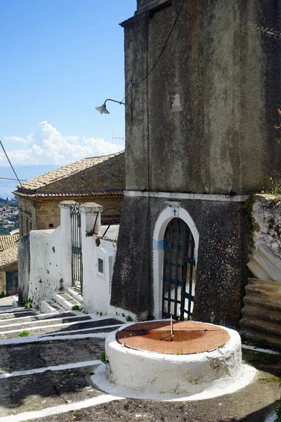 Bene sulla scala. — Foto Stock