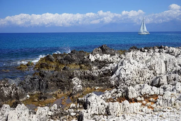 Korfu partjainál — Stock Fotó