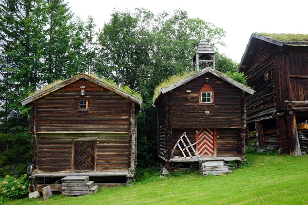 Domy drewniane — Zdjęcie stockowe