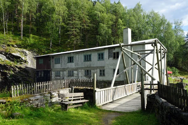 Mulino di legno — Foto Stock