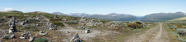 Vandringsled i berg — Stockfoto