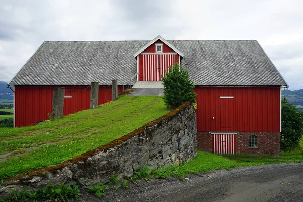 Rote Scheune Stockbild