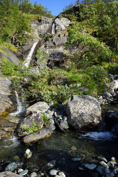 Bergrivier — Stockfoto