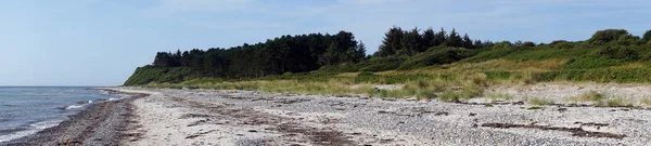 Strand aan de kust — Stockfoto