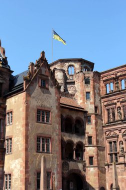 Heidelberg, Almanya 'daki ortaçağ kalesi. Ünlü turizm beldesi.