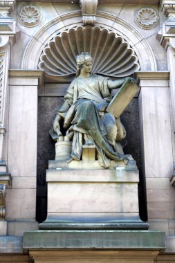 Heidelberg, Almanya 'da tarihi mimari. Heidelberg, Almanya 'nın Baden-Wrttemberg eyaletinde yer alan bir şehirdir..