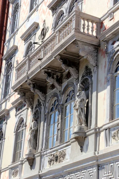 意大利的里雅斯特美丽的建筑和建筑 — 图库照片